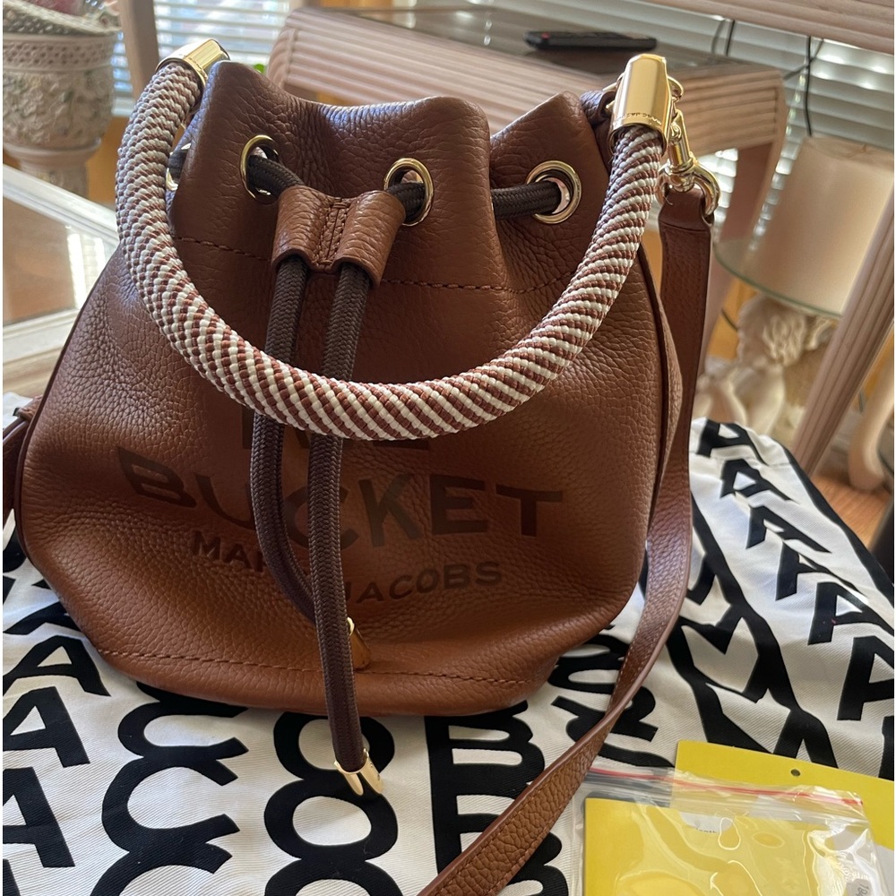 Marc jacobs bucket bag